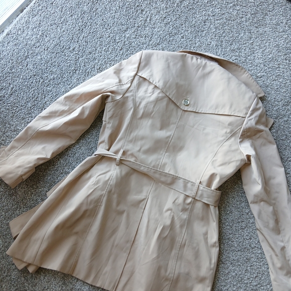 Calvin Klein Tan Double-Breasted Trench Coat - Picture 11 of 13